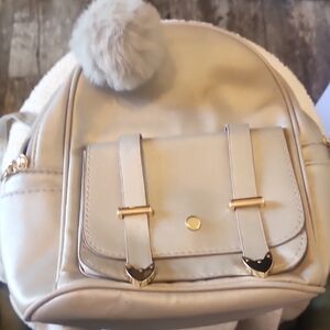 😎Elegant Cream Backpack with Pom Pom